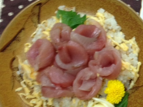 マグロで簡単お花寿司